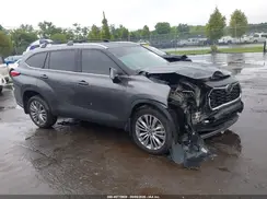 5TDFZRBH6NS232744 2022 TOYOTA HIGHLANDER