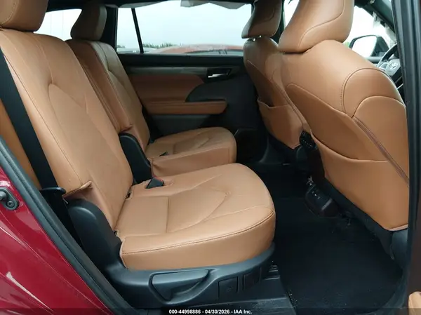 5TDFZRBH7LS040083 2020 TOYOTA HIGHLANDER - Image 8