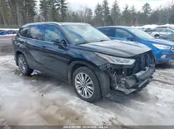 5TDFZRBH7MS067401 2021 TOYOTA HIGHLANDER