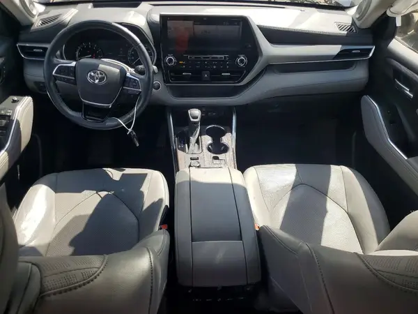 5TDFZRBH7MS089138 2021 TOYOTA HIGHLANDER - Image 8