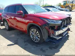 5TDFZRBH7MS150052 2021 TOYOTA HIGHLANDER
