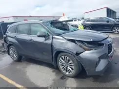 5TDFZRBH7NS172392 2022 TOYOTA HIGHLANDER