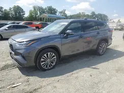 5TDFZRBH7NS182601 2022 TOYOTA HIGHLANDER