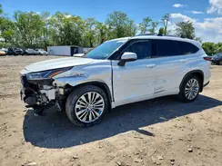 5TDFZRBH7NS193100 2022 TOYOTA HIGHLANDER