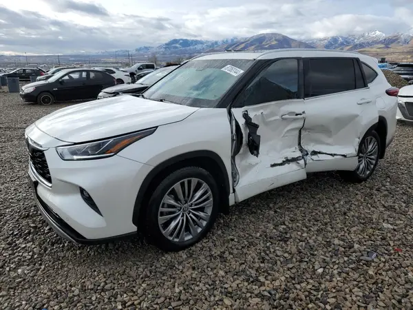5TDFZRBH8LS005035 2020 TOYOTA HIGHLANDER - Image 1