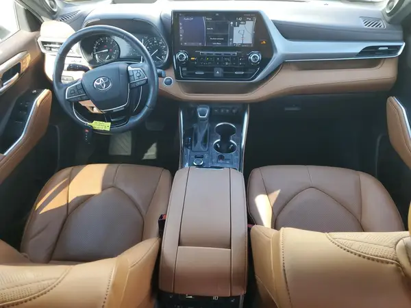 5TDFZRBH8LS021879 2020 TOYOTA HIGHLANDER - Image 8