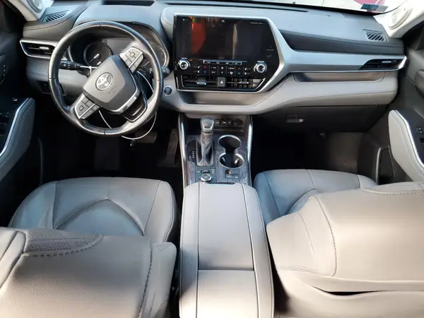 5TDFZRBH8LS039038 2020 TOYOTA HIGHLANDER - Image 8