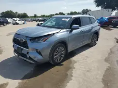 5TDFZRBH8LS053201 2020 TOYOTA HIGHLANDER