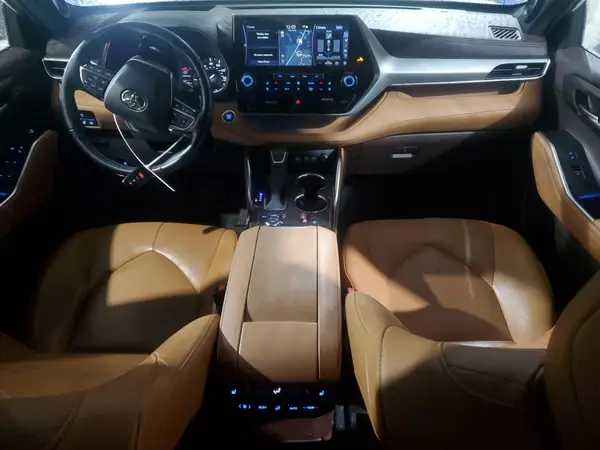 5TDFZRBH8MS084885 2021 TOYOTA HIGHLANDER - Image 8
