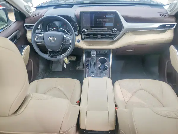5TDFZRBH8MS102172 2021 TOYOTA HIGHLANDER - Image 8