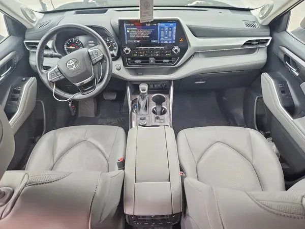 5TDFZRBH8MS150741 2021 TOYOTA HIGHLANDER - Image 8