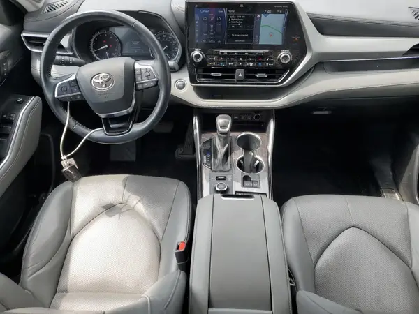 5TDFZRBH8MS159990 2021 TOYOTA HIGHLANDER - Image 8