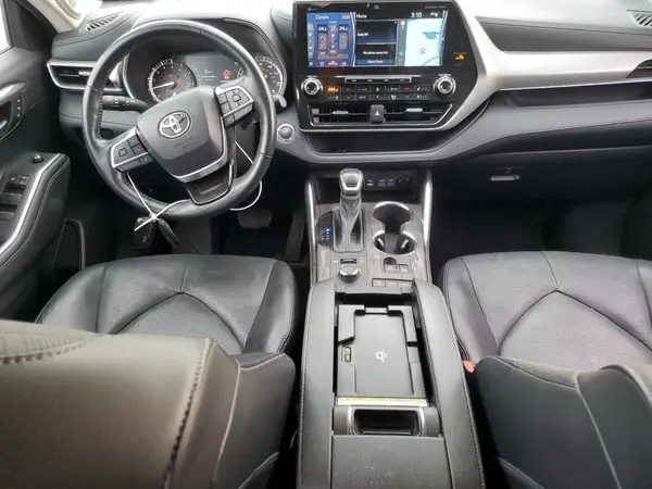 5TDFZRBH8NS182445 2022 TOYOTA HIGHLANDER - Image 8