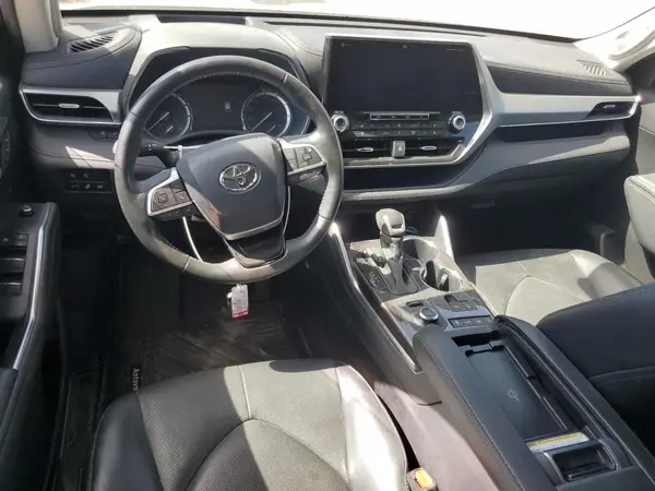 5TDFZRBH8NS183062 2022 TOYOTA HIGHLANDER - Image 8