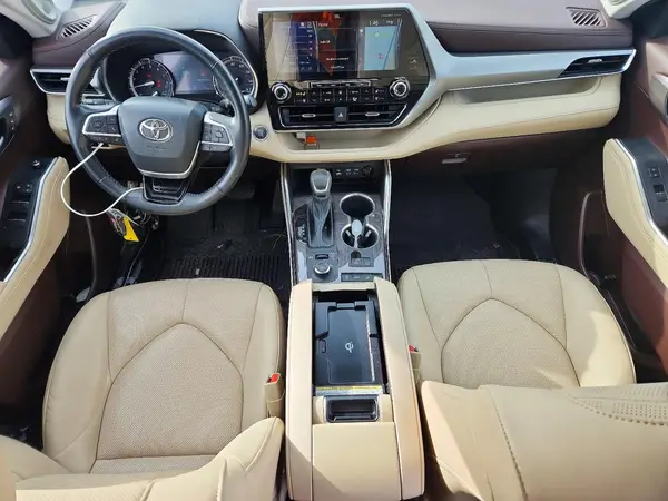 5TDFZRBH8NS214763 2022 TOYOTA HIGHLANDER - Image 8