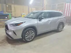 5TDFZRBH8NS235600 2022 TOYOTA HIGHLANDER
