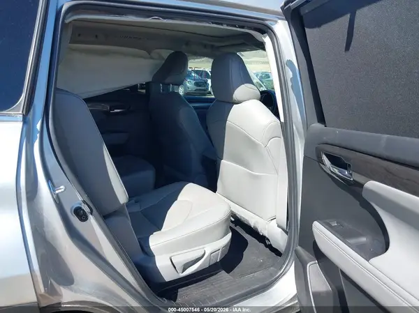 5TDFZRBH8NS250761 2022 TOYOTA HIGHLANDER - Image 8