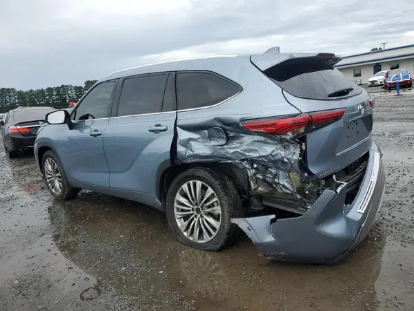 5TDFZRBH9LS038920 2020 TOYOTA HIGHLANDER - Image 2