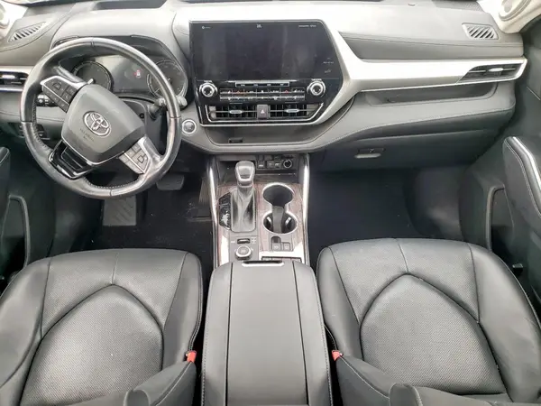 5TDFZRBH9LS052090 2020 TOYOTA HIGHLANDER - Image 8