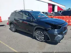 5TDFZRBH9MS068355 2021 TOYOTA HIGHLANDER