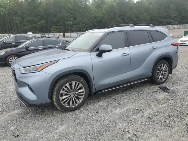 5TDFZRBH9MS069473 2021 TOYOTA HIGHLANDER - Image 1