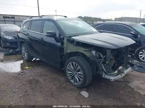 5TDFZRBH9MS086905 2021 TOYOTA HIGHLANDER - Image 1
