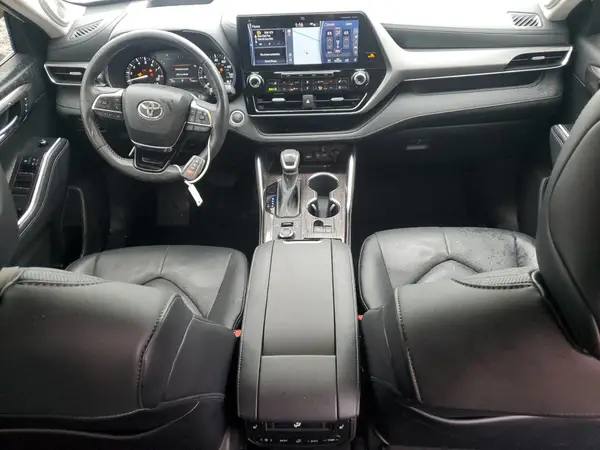 5TDFZRBH9MS123290 2021 TOYOTA HIGHLANDER - Image 8