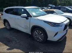 5TDFZRBH9NS189582 2022 TOYOTA HIGHLANDER