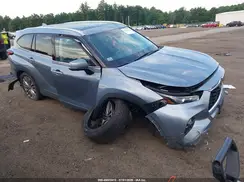5TDFZRBH9NS193390 2022 TOYOTA HIGHLANDER