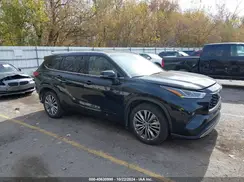 5TDFZRBHXLS003299 2020 TOYOTA HIGHLANDER