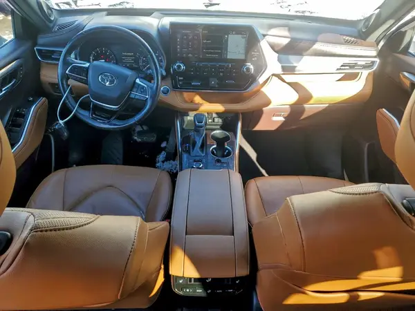 5TDFZRBHXLS024766 2020 TOYOTA HIGHLANDER - Image 8