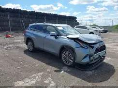 5TDFZRBHXLS048100 2020 TOYOTA HIGHLANDER