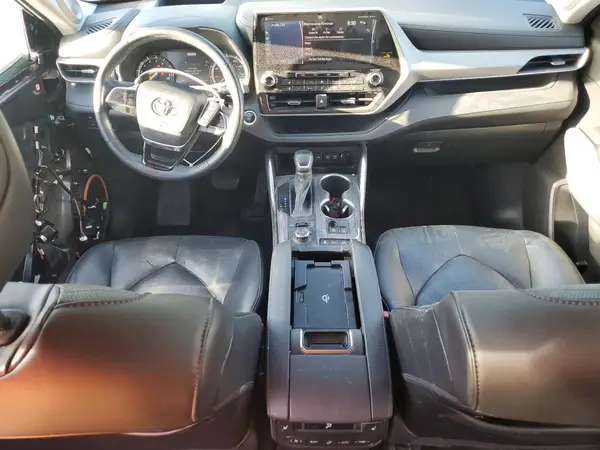 5TDFZRBHXMS085598 2021 TOYOTA HIGHLANDER - Image 8