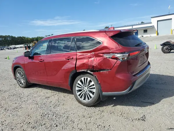5TDFZRBHXMS097458 2021 TOYOTA HIGHLANDER - Image 2