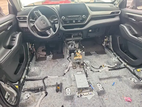 5TDFZRBHXNS165341 2022 TOYOTA HIGHLANDER - Image 8