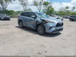 5TDFZRBHXNS175366 2022 TOYOTA HIGHLANDER