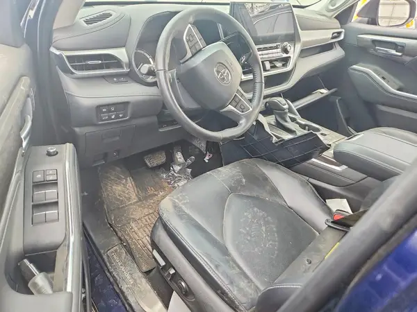 5TDFZRBHXNS231659 2022 TOYOTA HIGHLANDER - Image 8