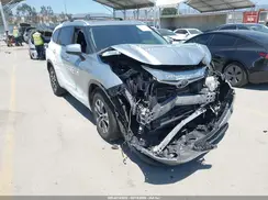 5TDGARAH0NS516657 2022 TOYOTA HIGHLANDER