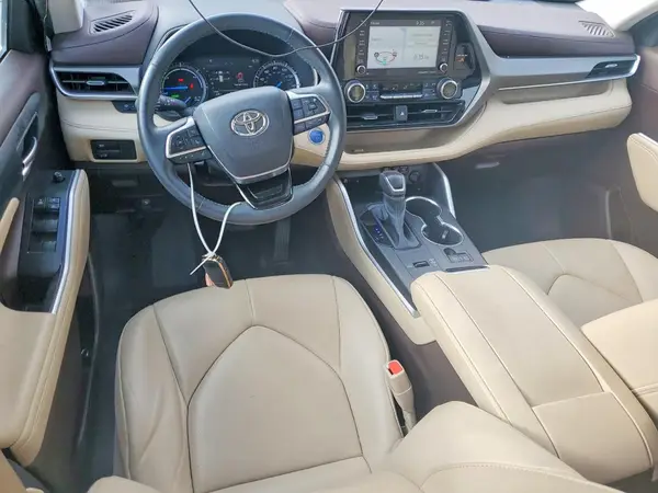 5TDGARAH1MS508579 2021 TOYOTA HIGHLANDER - Image 8