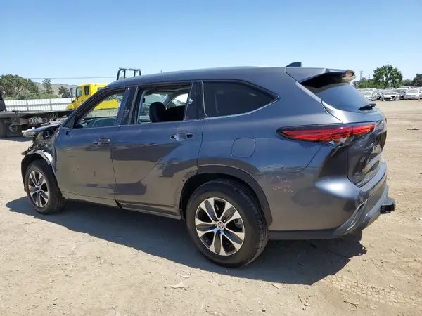 5TDGARAH1NS013316 2022 TOYOTA HIGHLANDER - Image 2