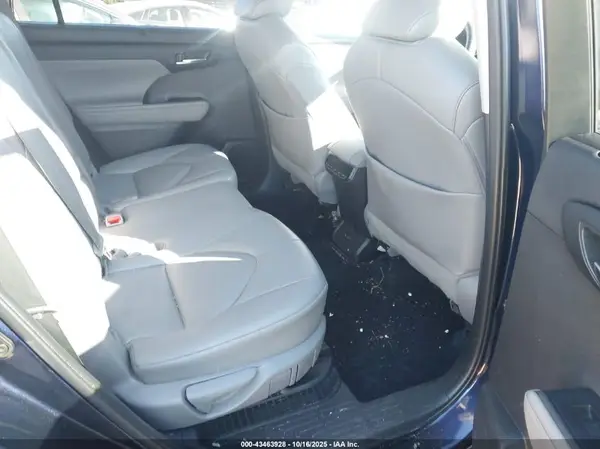 5TDGARAH1NS511497 2022 TOYOTA HIGHLANDER - Image 8