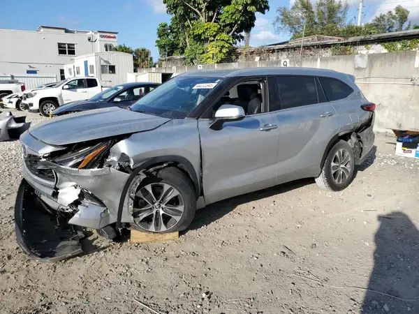 5TDGARAH1NS512875 2022 TOYOTA HIGHLANDER - Image 1