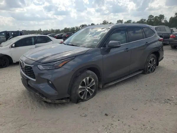 5TDGARAH1NS513704 2022 TOYOTA HIGHLANDER - Image 1