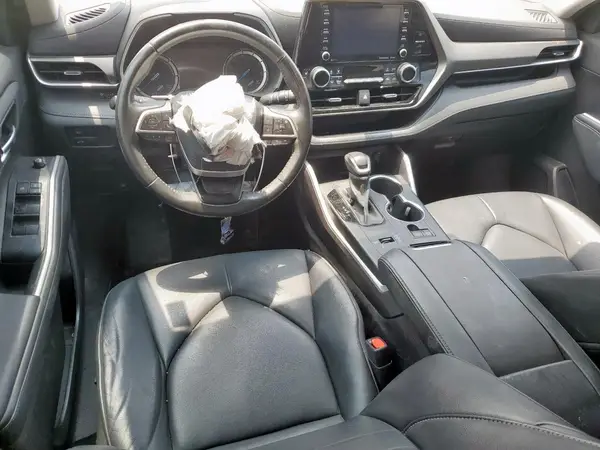 5TDGARAH1NS514223 2022 TOYOTA HIGHLANDER - Image 8