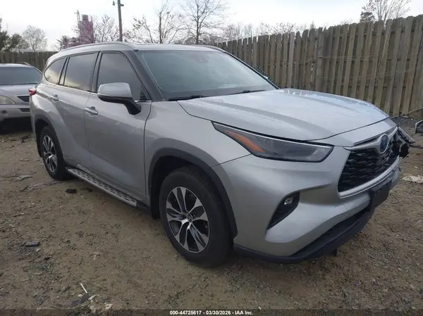 5TDGARAH1NS515713 2022 TOYOTA HIGHLANDER - Image 1