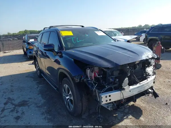 5TDGARAH2MS503343 2021 TOYOTA HIGHLANDER - Image 1