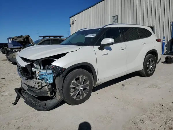 5TDGARAH4LS501673 2020 TOYOTA HIGHLANDER - Image 1