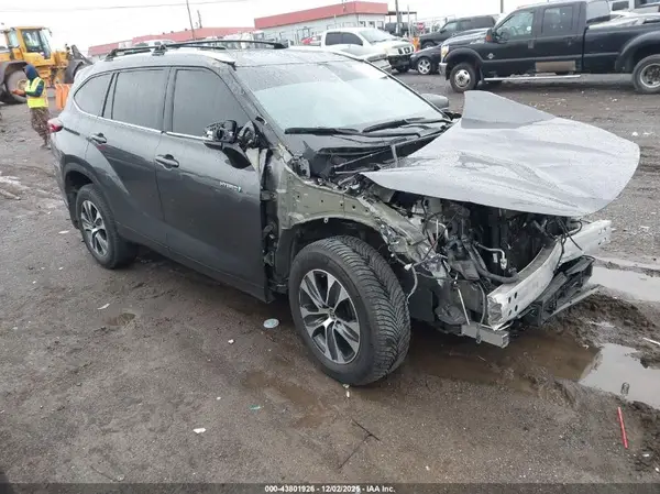 5TDGARAH4MS506129 2021 TOYOTA HIGHLANDER - Image 1