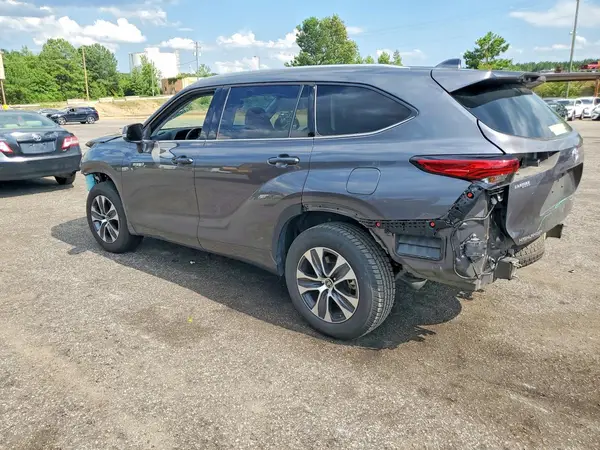 5TDGARAH4MS509421 2021 TOYOTA HIGHLANDER - Image 2