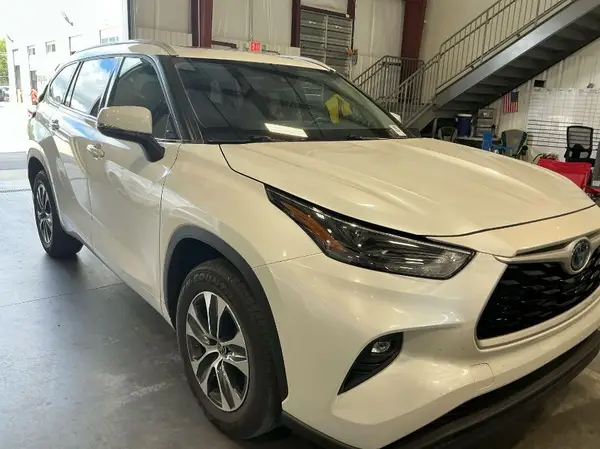 5TDGARAH4NS511378 2022 TOYOTA HIGHLANDER - Image 1